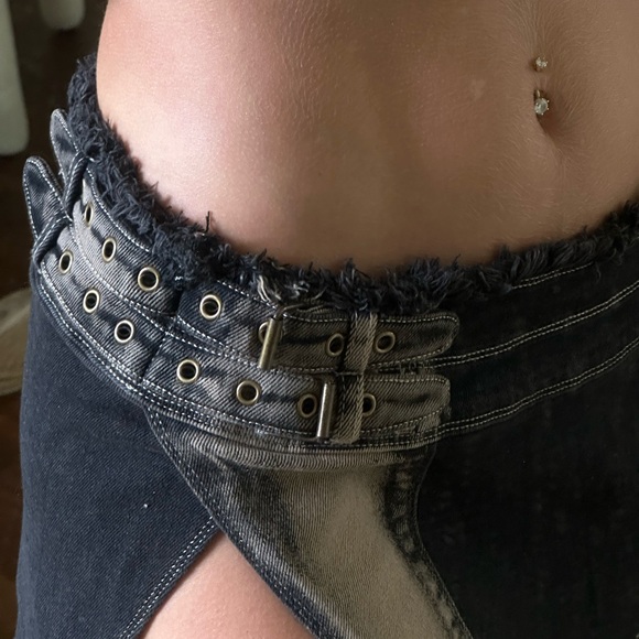 wynn denim mini skirt - outcast - Picture 3 of 5